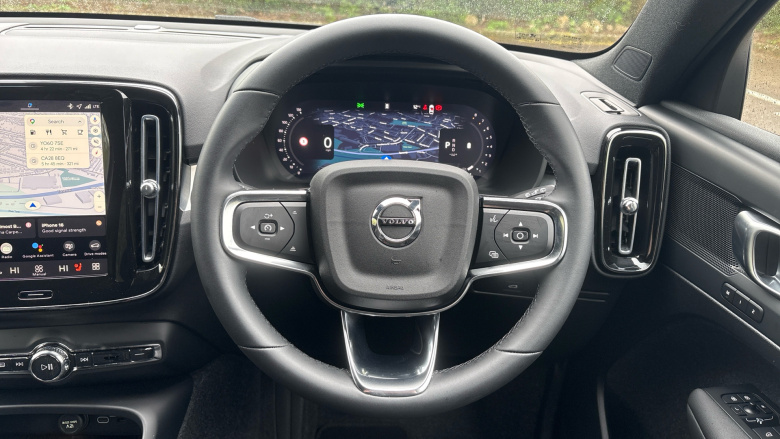 Volvo XC40 2.0 B3P Plus Black Edition 5dr Auto Petrol Estate